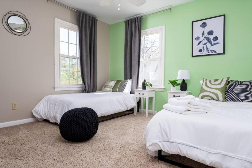 Serenity Beach House In Central Ilm W/ King Bed Wilmington Buitenkant foto