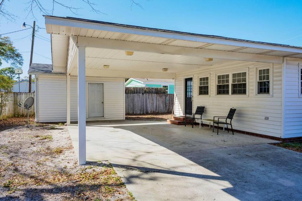 Serenity Beach House In Central Ilm W/ King Bed Wilmington Buitenkant foto
