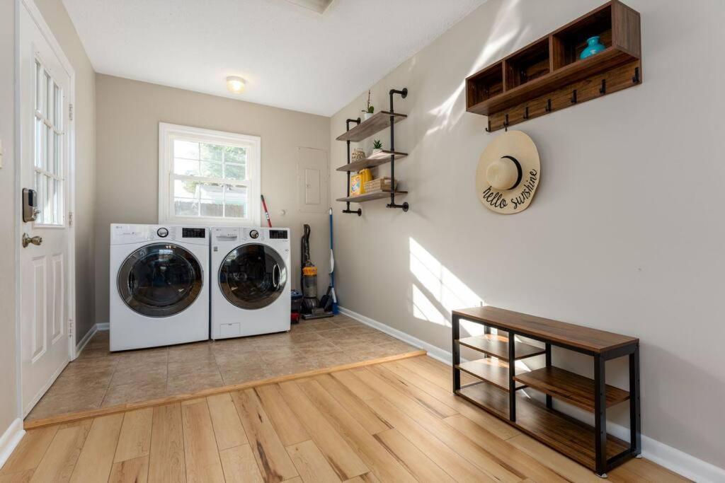 Serenity Beach House In Central Ilm W/ King Bed Wilmington Buitenkant foto
