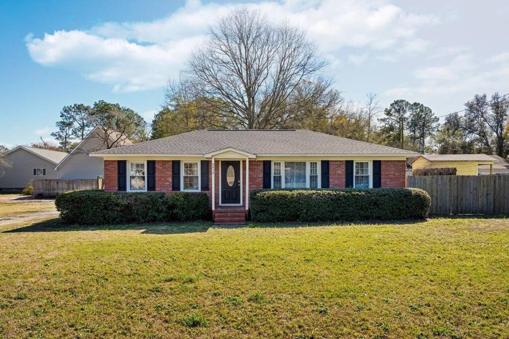 Serenity Beach House In Central Ilm W/ King Bed Wilmington Buitenkant foto